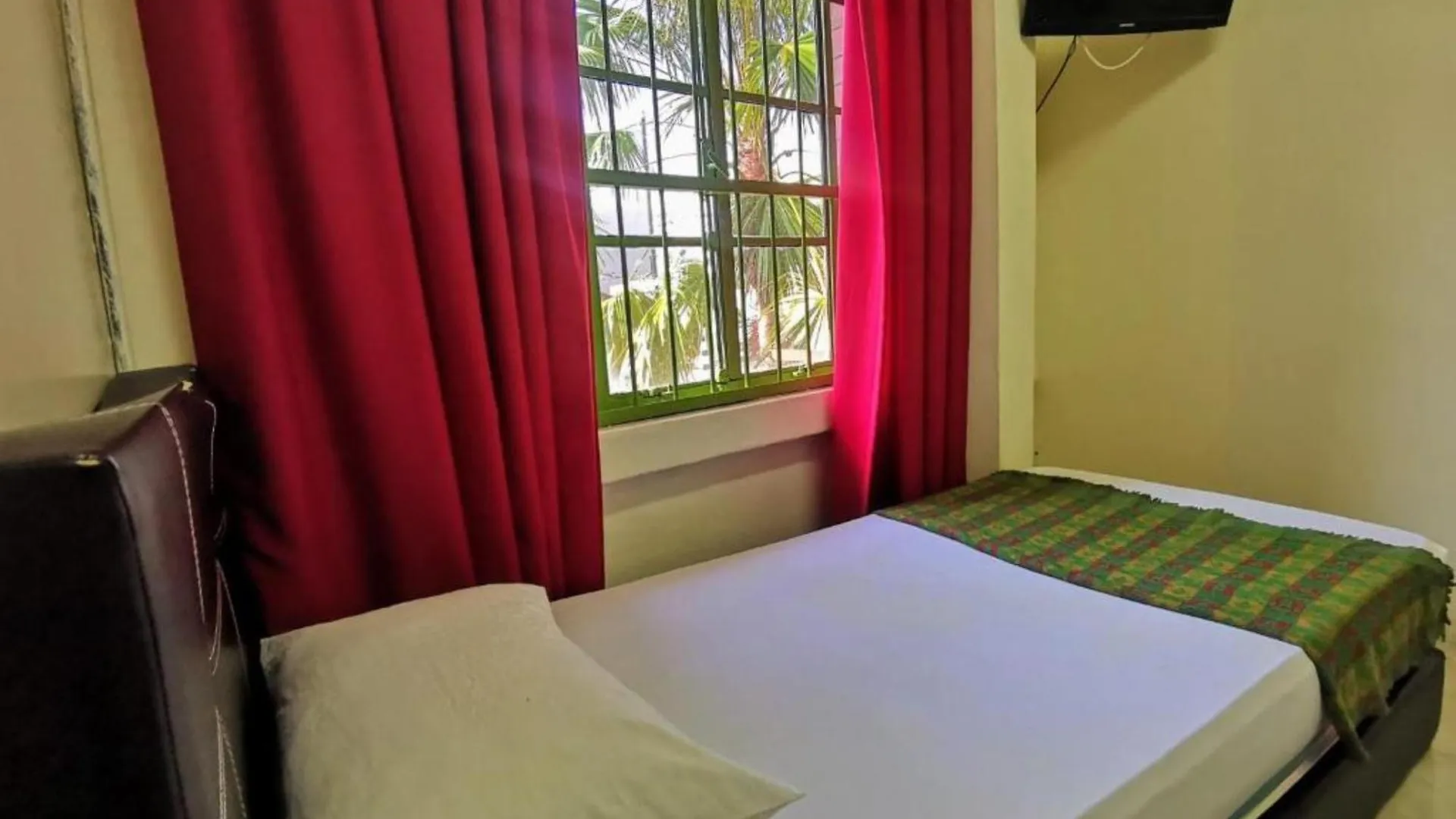 Ros Heritage Motel George Town